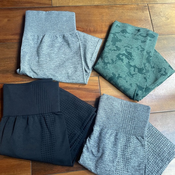 Amazon Legging Bundle - Picture 1 of 4